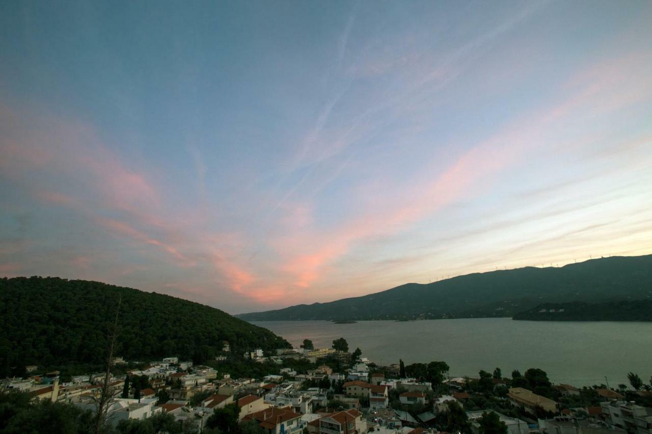 Kalavria Luxury Suites Poros Town Bagian luar foto