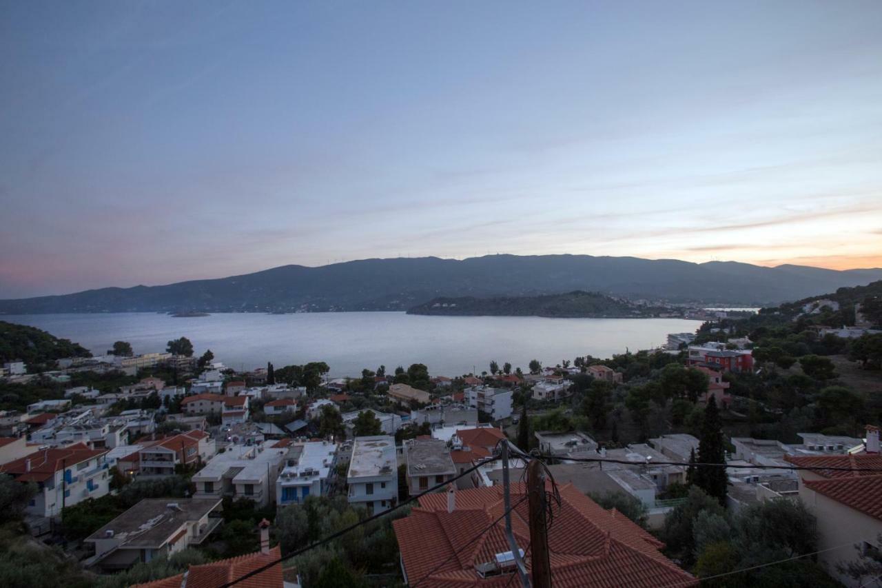 Kalavria Luxury Suites Poros Town Bagian luar foto