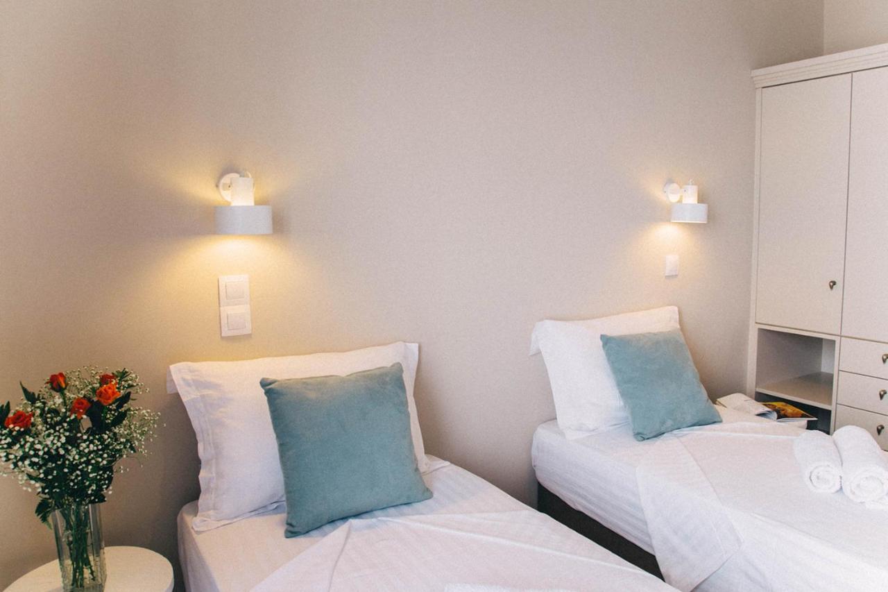Kalavria Luxury Suites Poros Town Bagian luar foto